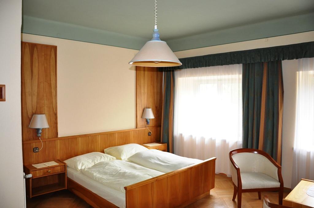 Hotel Post Grosskirchheim Bagian luar foto